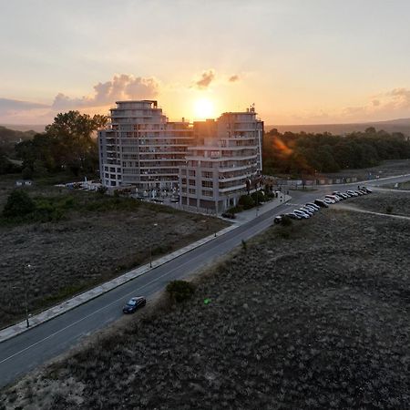 Allure Beach Resort Aparthotel 普里莫尔斯科 外观 照片