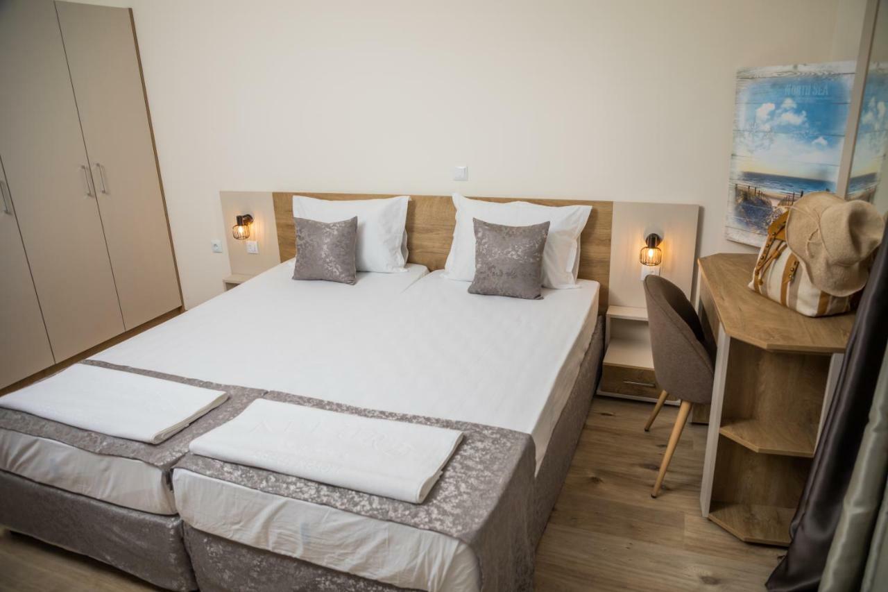 Allure Beach Resort Aparthotel 普里莫尔斯科 外观 照片