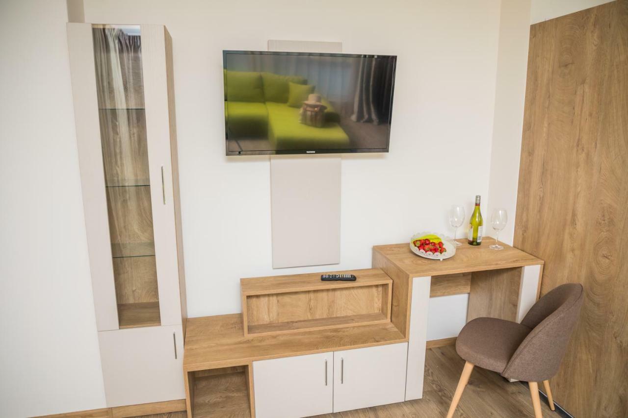 Allure Beach Resort Aparthotel 普里莫尔斯科 外观 照片