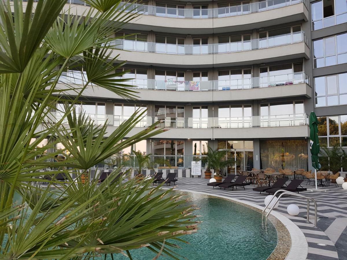 Allure Beach Resort Aparthotel 普里莫尔斯科 外观 照片