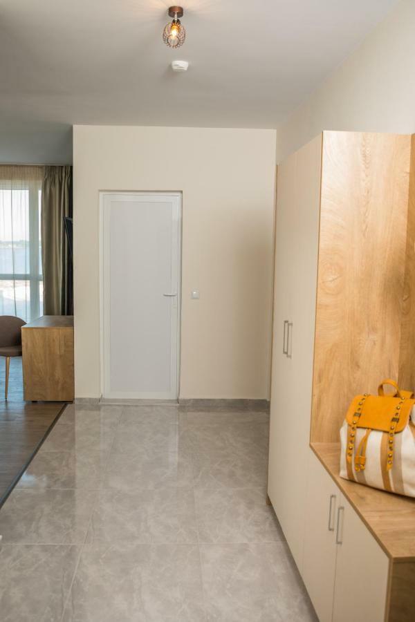 Allure Beach Resort Aparthotel 普里莫尔斯科 外观 照片